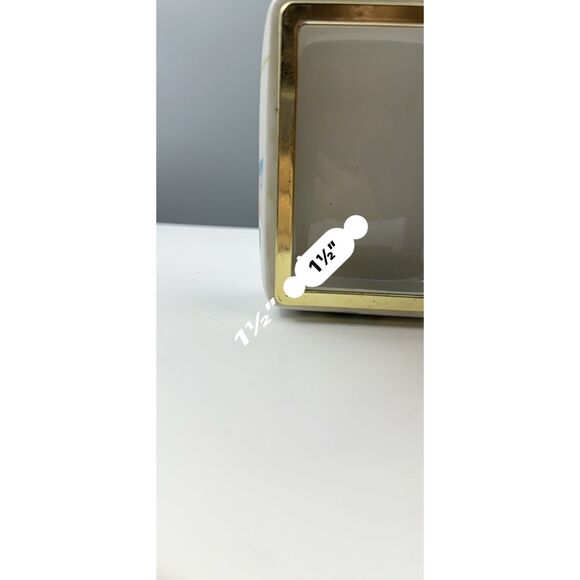 Vintage Jewelry and Music Box from Japan - Picture 7 of 8